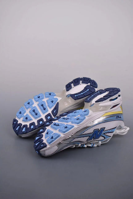 740 BLUE WHITE