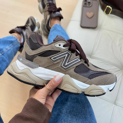 9060 MOCHA BROWN BLACK CREAM