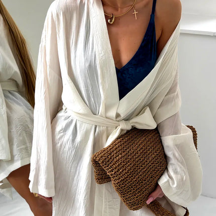 Kimono court lin froissé manches larges ceinture nouée écru bohème naturel femme maison plage Lumière Bohème