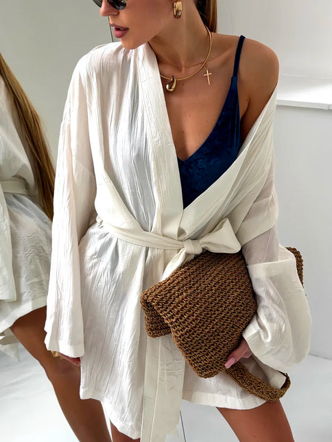 Kimono court lin froissé manches larges ceinture nouée écru bohème naturel femme maison plage Lumière Bohème