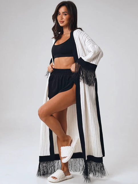 Kimono long texturé franges noires bordures contrastées blanc noir bohème chic femme Lumière Bohème