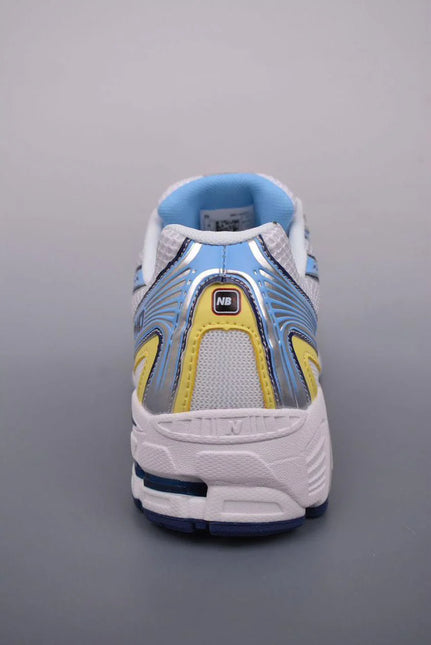 740 BLUE WHITE