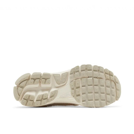 AIR ZOOM VOMERO 5 GS PALE IVORY