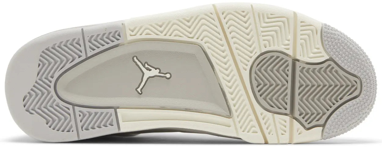 AJ4 FROZEN MOMENTS