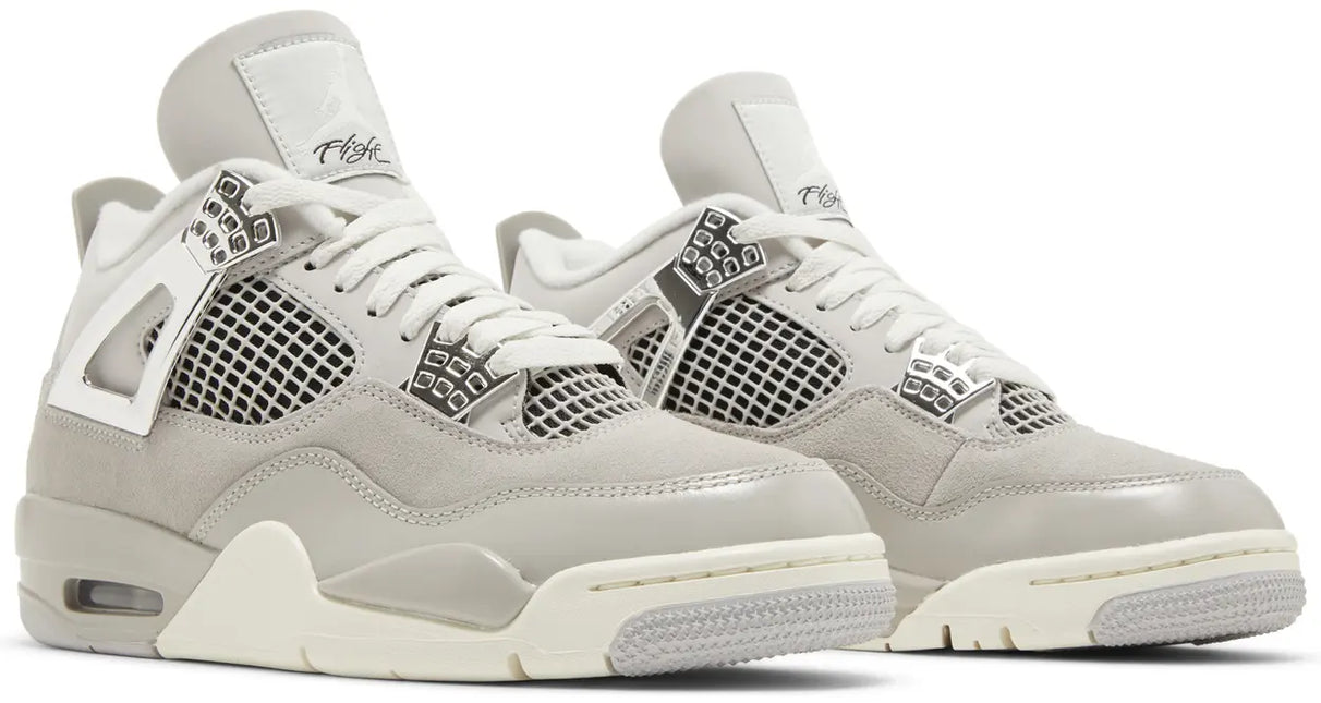 AJ4 FROZEN MOMENTS