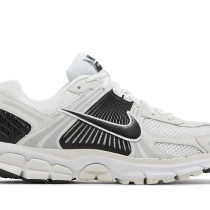 AIR ZOOM VOMERO 5 WHITE BLACK