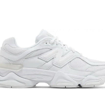 9060 TRIPLE WHITE