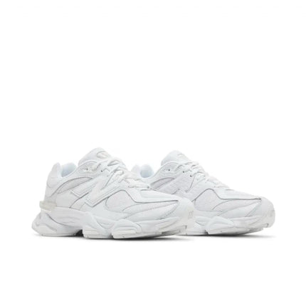 9060 TRIPLE WHITE