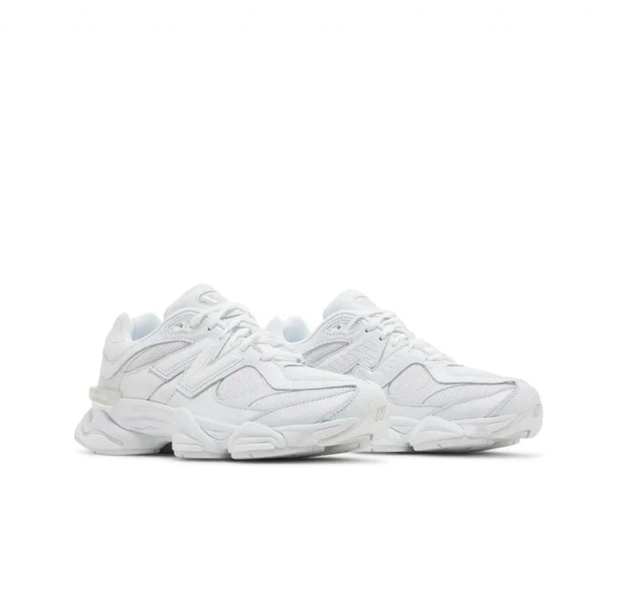 9060 TRIPLE WHITE