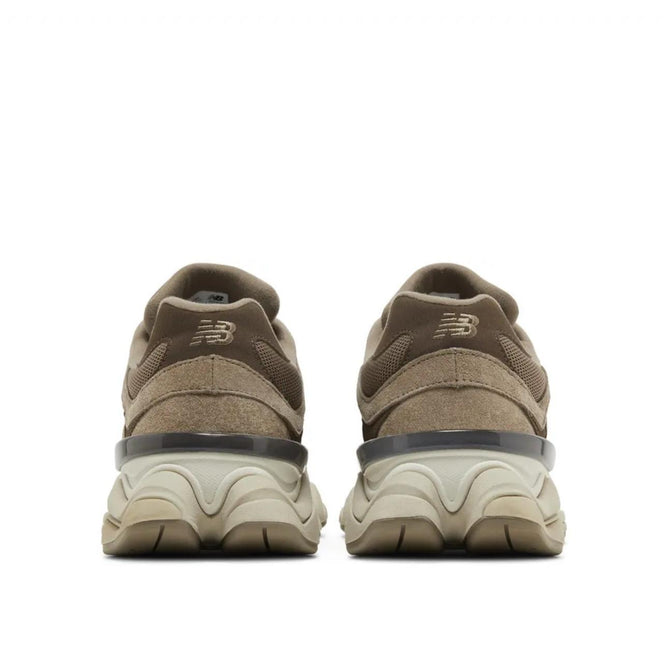 9060 MUSHROOM BROWN