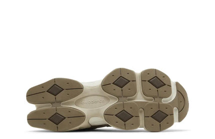9060 MUSHROOM BROWN