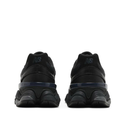 9060 TRIPLE BLACK LEATHER