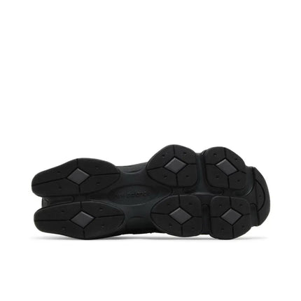 9060 TRIPLE BLACK LEATHER
