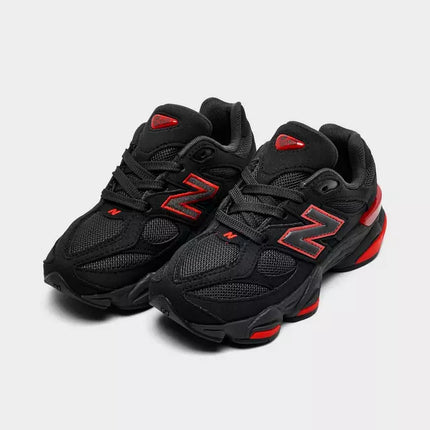 9060 Casual Black & Red