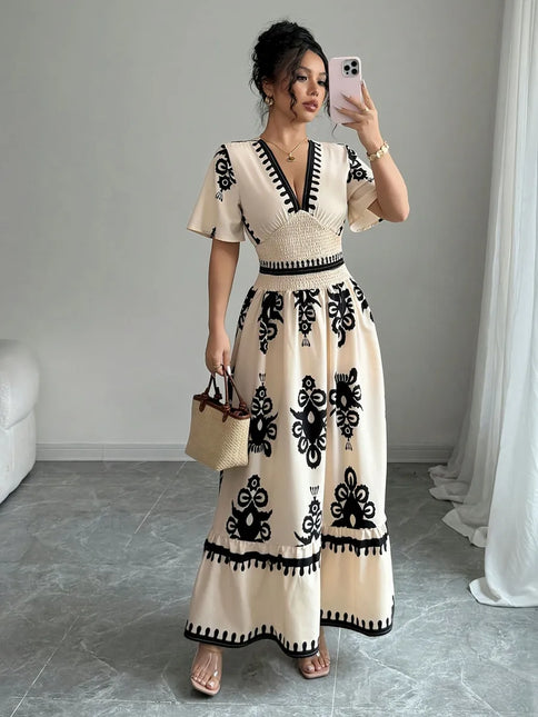 Robe longue col V imprimé baroque vintage smockée manches courtes beige noir bohème femme Lumière Bohème