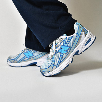 740 BLUE AGATE WHITE