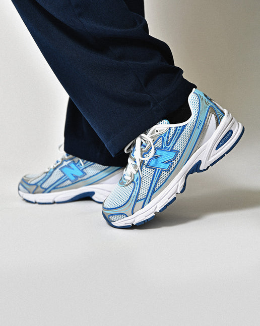 740 BLUE AGATE WHITE