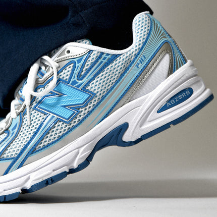 740 BLUE AGATE WHITE