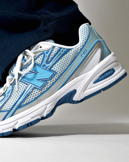 740 BLUE AGATE WHITE
