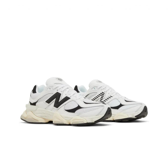 9060 WHITE BLACK