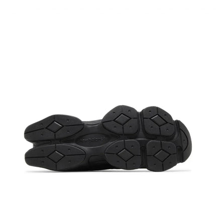 9060 TRIPLE BLACK