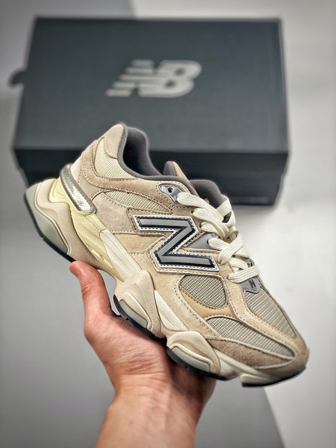 9060 DARK GRAY/WHITE