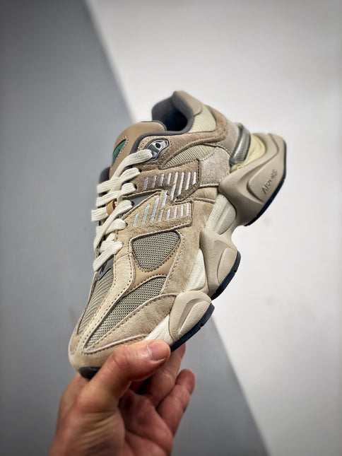 9060 DARK GRAY/WHITE