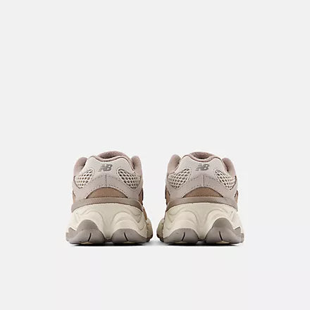 9060 MUSHROOM BROWN Babies